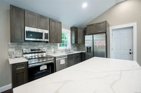 45 N Morris Avenue Farmingville NY 11738