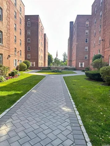 60 Locust Avenue New Rochelle NY 10801