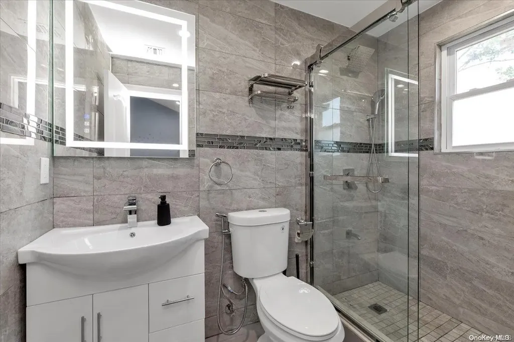 54 Herbert Drive New Hyde Park NY 11040