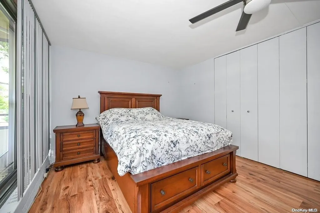 166-10 Powells Cove Boulevard Beechhurst NY 11357