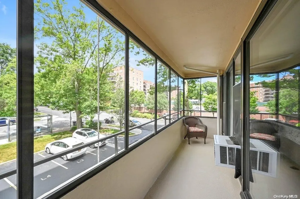 166-10 Powells Cove Boulevard Beechhurst NY 11357