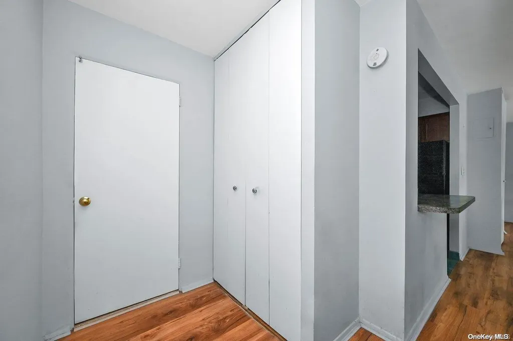 166-10 Powells Cove Boulevard Beechhurst NY 11357