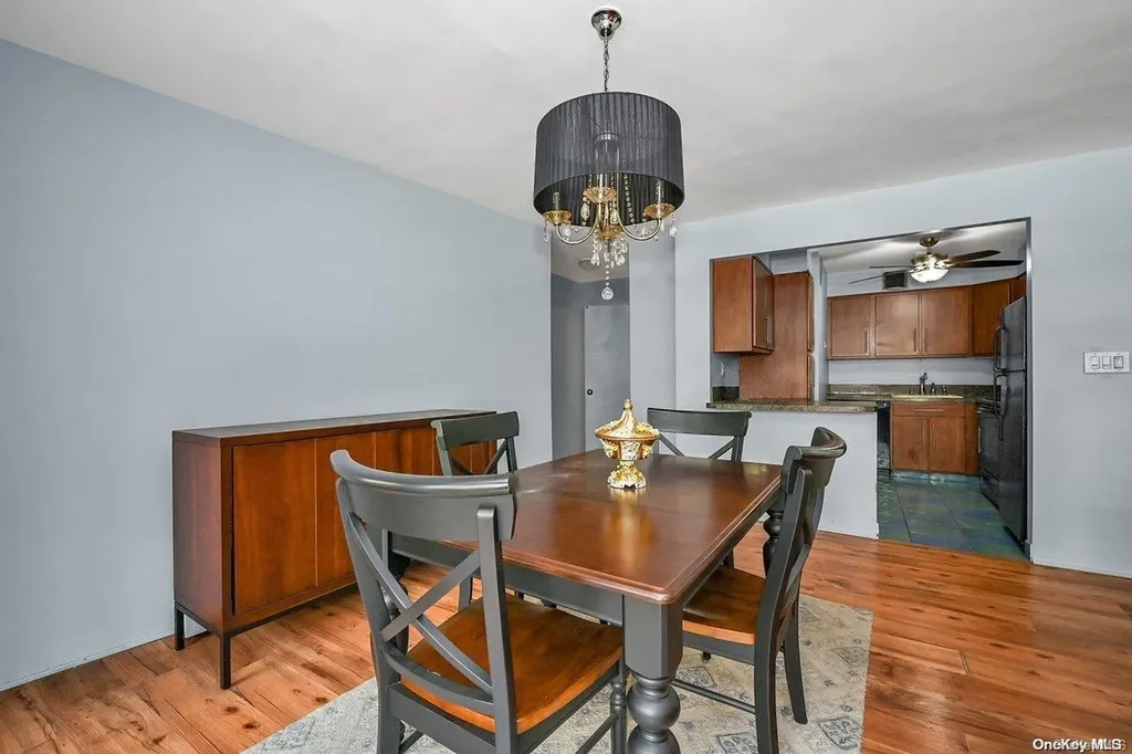 166-10 Powells Cove Boulevard Beechhurst NY 11357