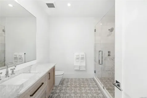 298 Montauk Water Mill NY 11976