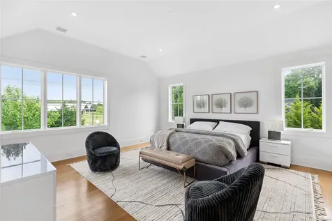 298 Montauk Water Mill NY 11976
