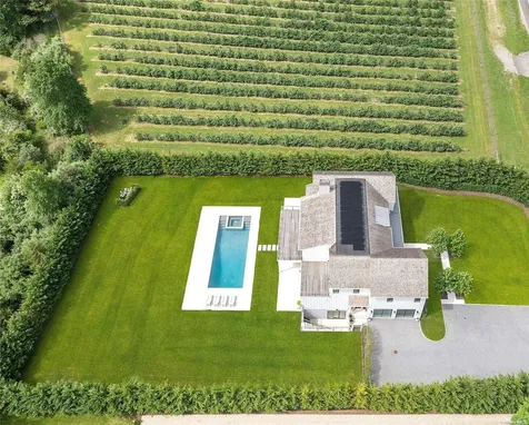 298 Montauk Water Mill NY 11976