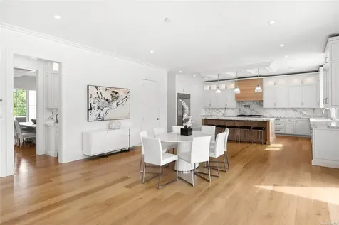298 Montauk Water Mill NY 11976