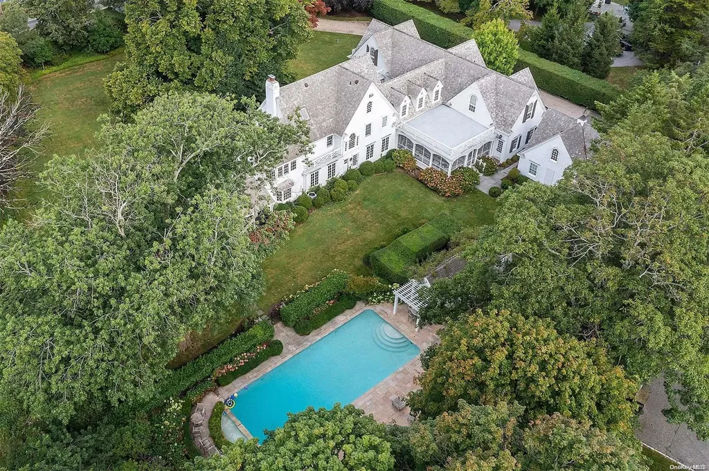 64 Potunk Lane Westhampton Beach NY 11978