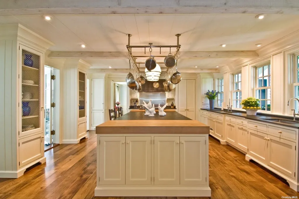 64 Potunk Lane Westhampton Beach NY 11978
