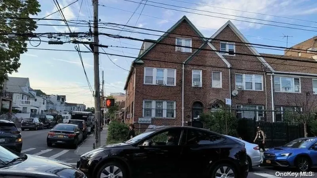 79-01 45 Avenue Elmhurst NY 11373