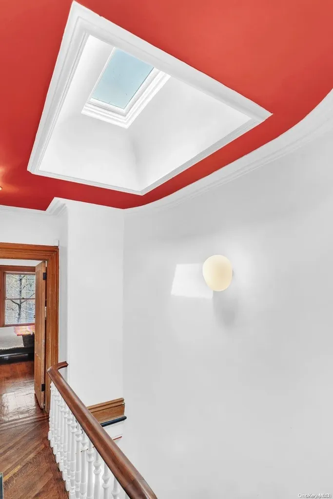 29 South Elliott Brooklyn NY 11217