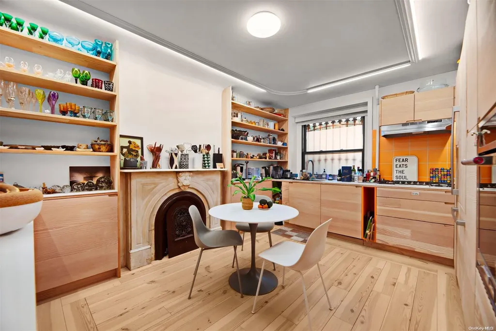 29 South Elliott Brooklyn NY 11217