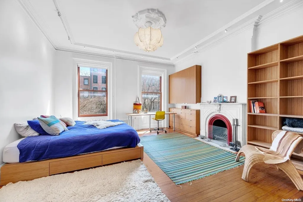 29 South Elliott Brooklyn NY 11217