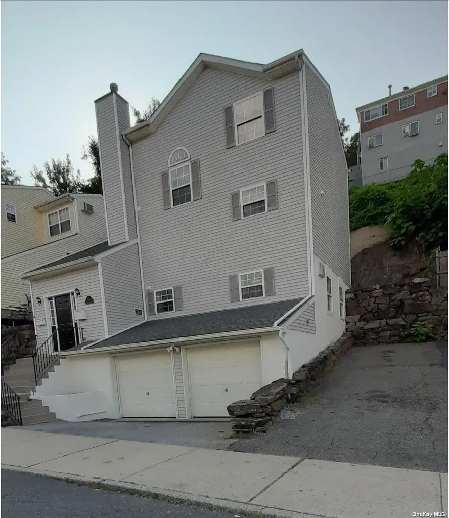 219 Mary Lou Avenue Yonkers NY 10703