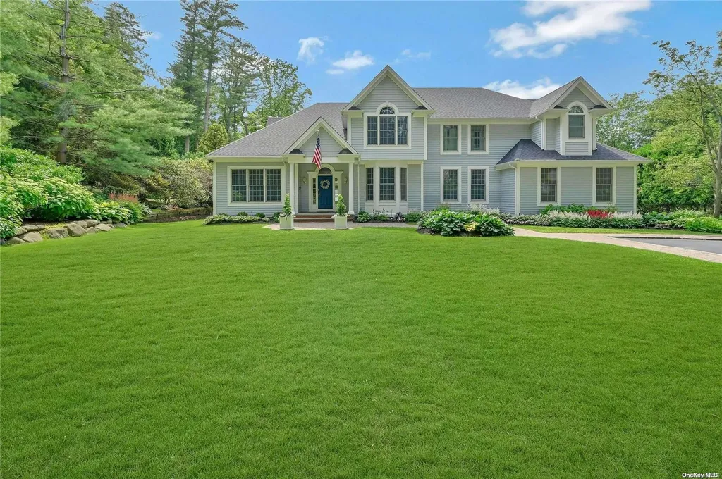 1 Spring Bay Lane Lloyd Harbor NY 11743