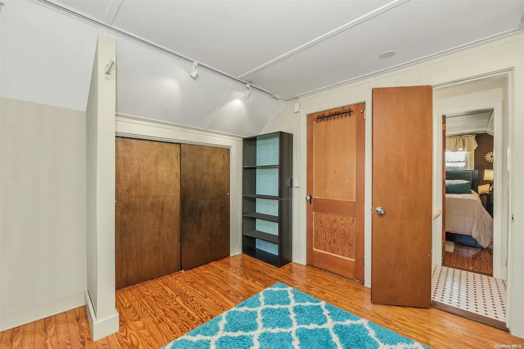 2570 Main Road Laurel NY 11948