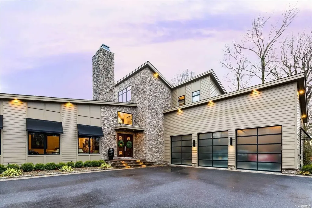 5 Parish Drive Locust Valley NY 11560