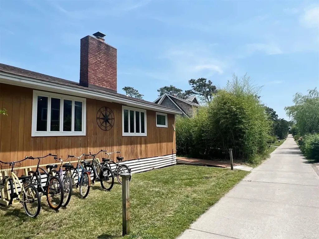 892 Evergreen Walk Ocean Beach NY 11770