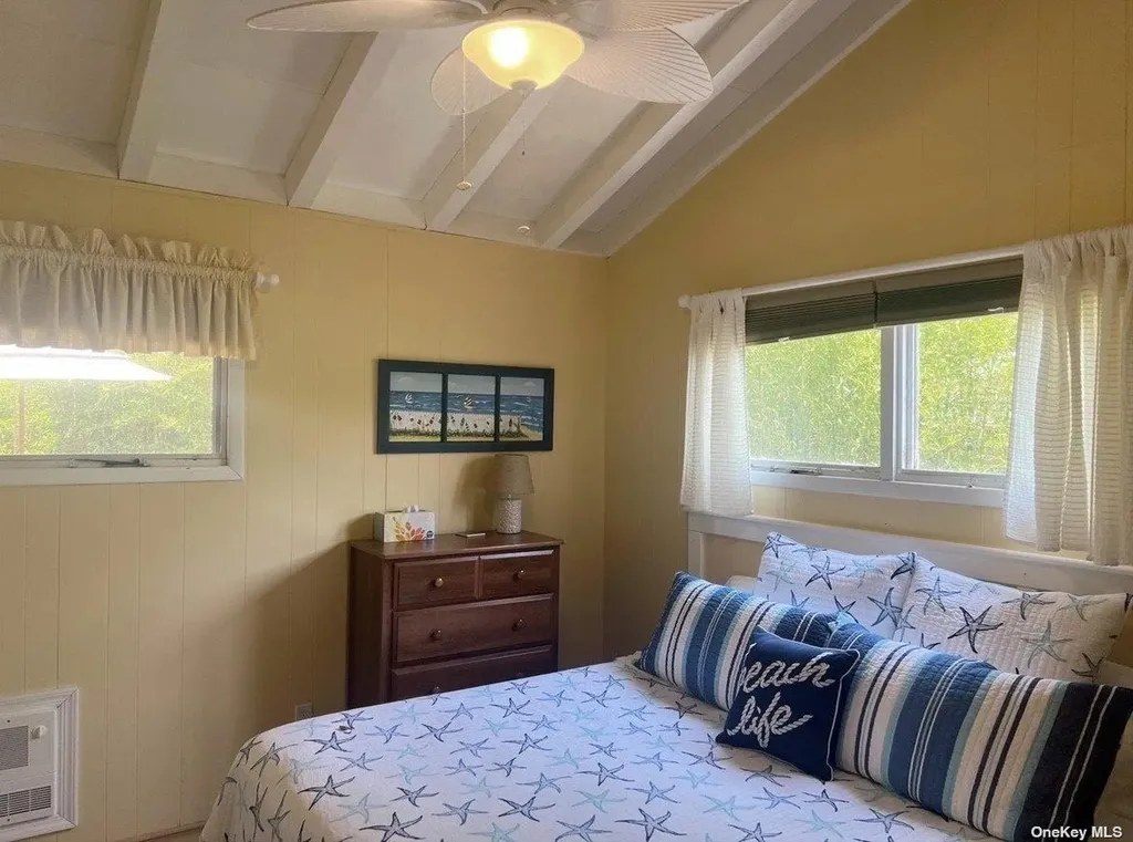 892 Evergreen Walk Ocean Beach NY 11770