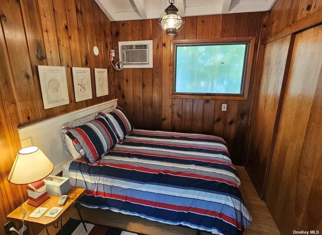 892 Evergreen Walk Ocean Beach NY 11770