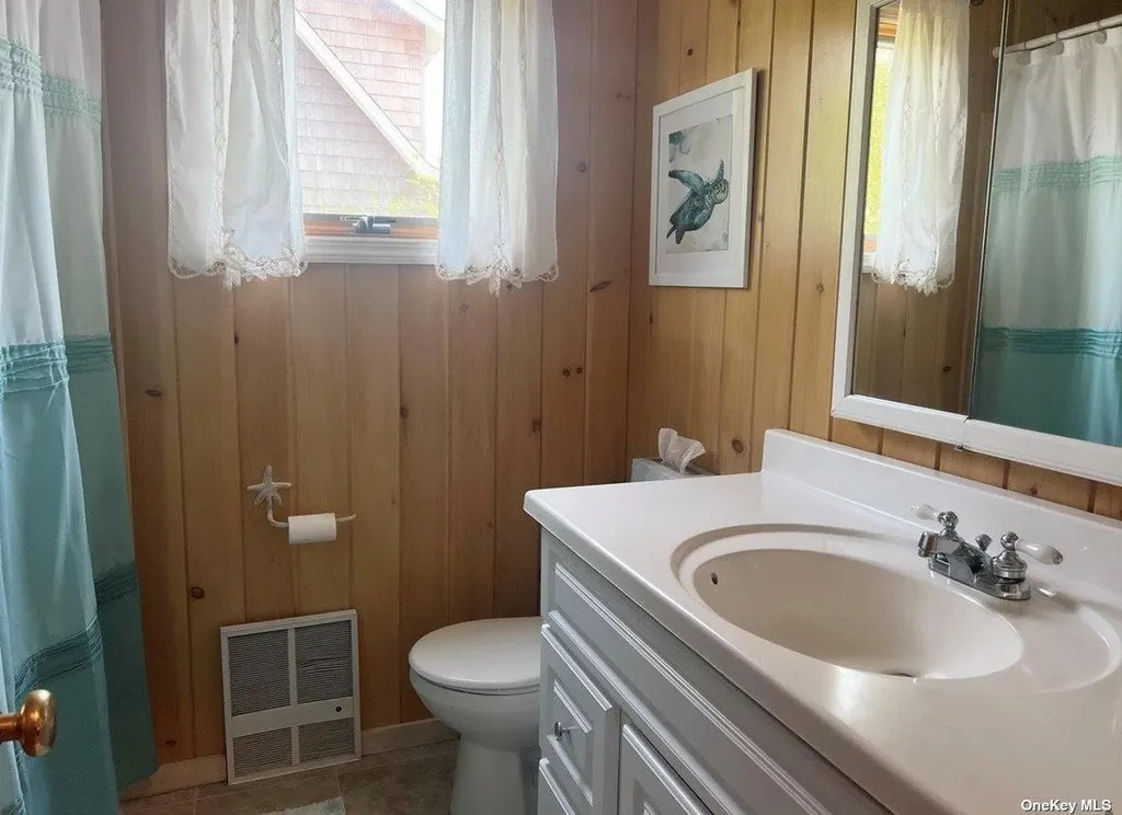 892 Evergreen Walk Ocean Beach NY 11770