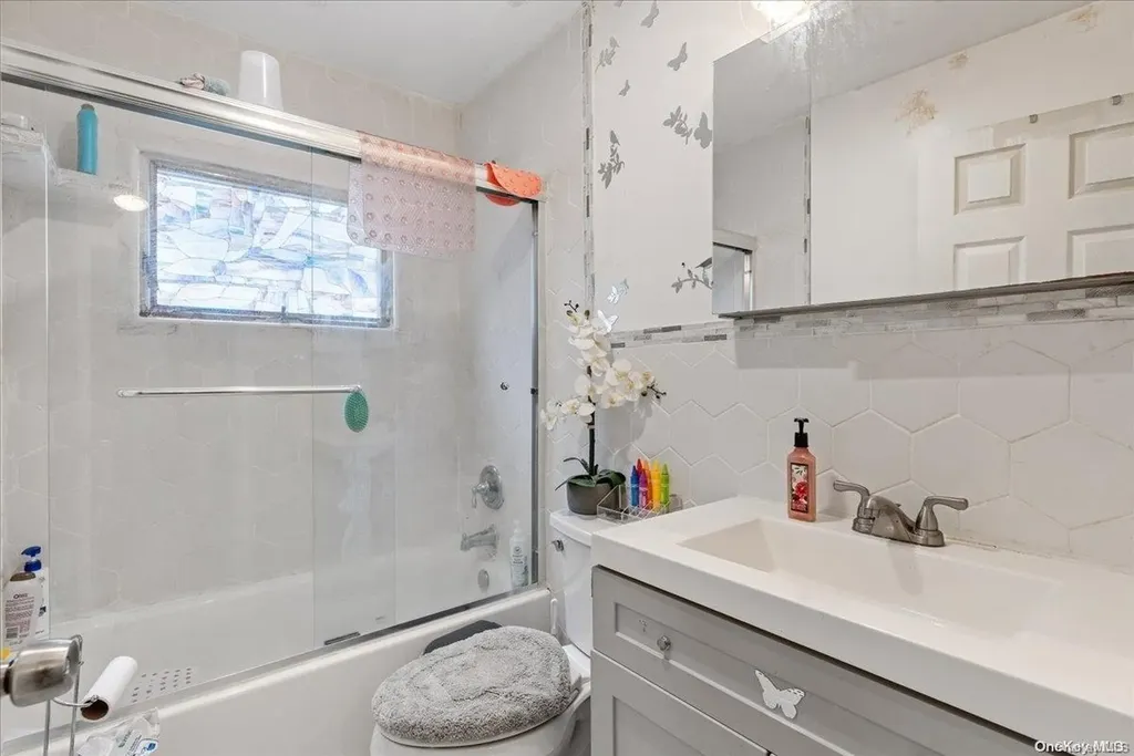77 Riverside Avenue Massapequa NY 11758