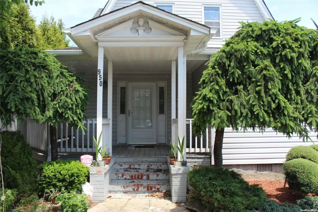 950 Stewart Avenue Bethpage NY 11714