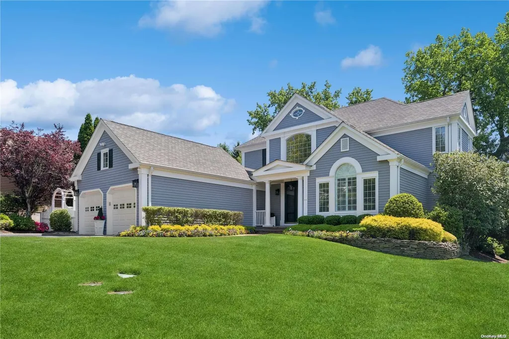 33 Gracewood Drive Manhasset NY 11030