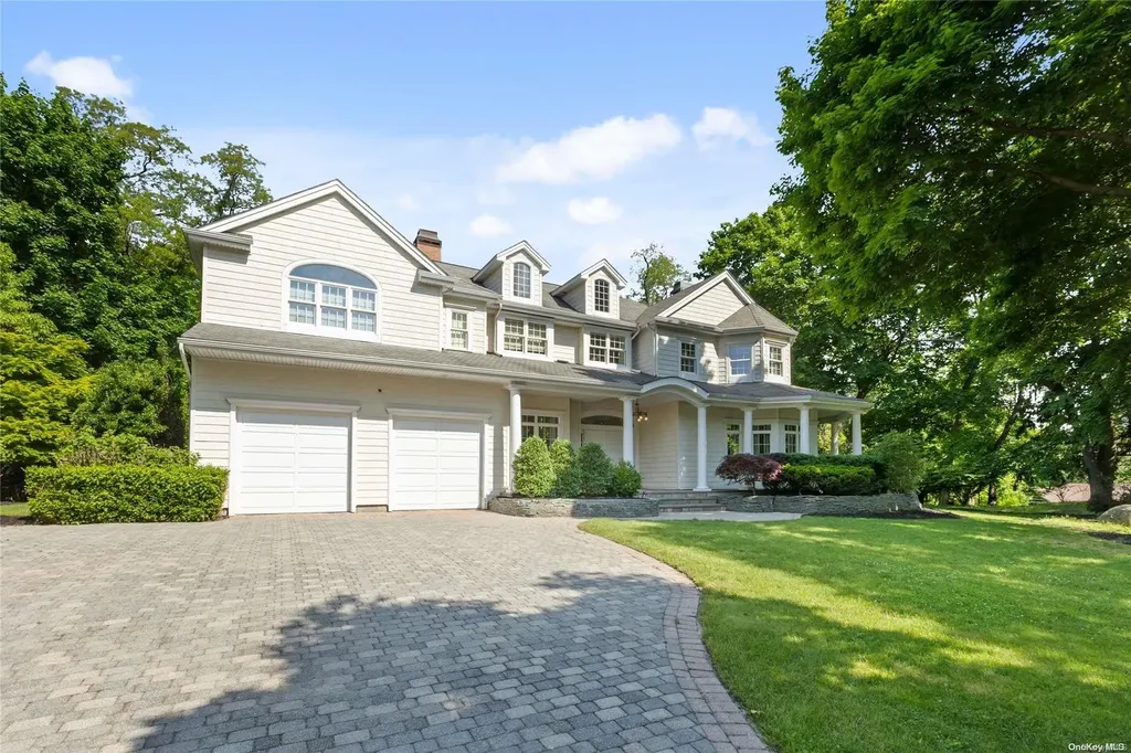 4 Oakway Drive Stony Brook NY 11790