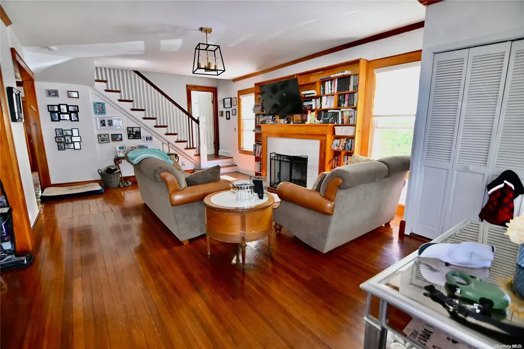 72 Brower Avenue Woodmere NY 11598
