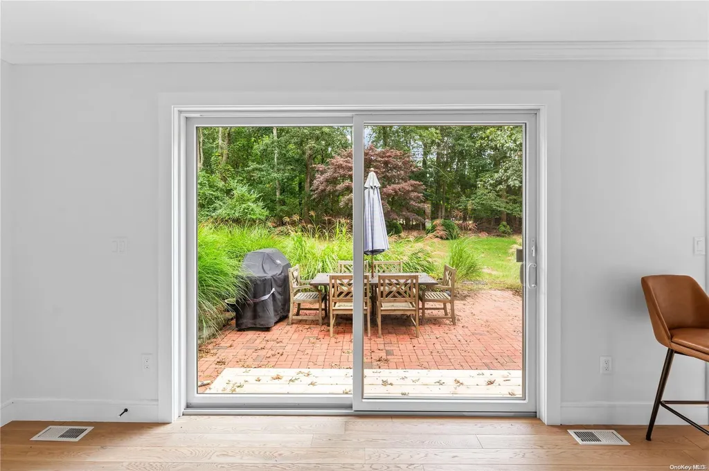 870 Stars Road East Marion NY 11939