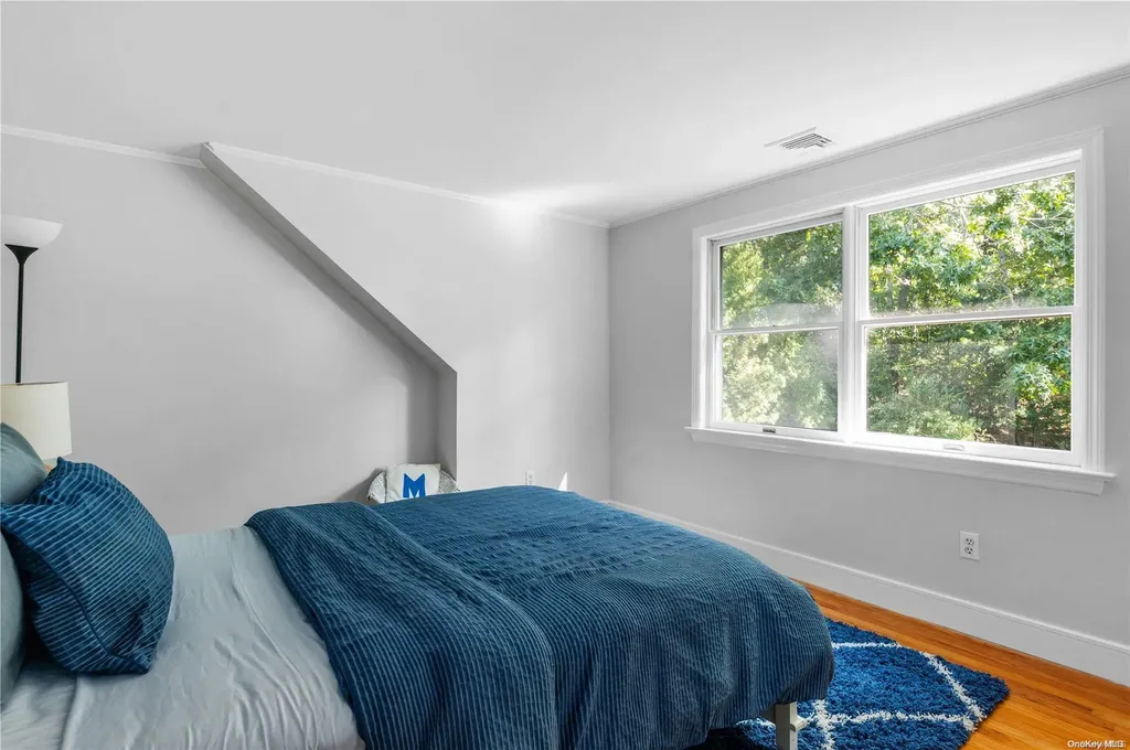 870 Stars Road East Marion NY 11939