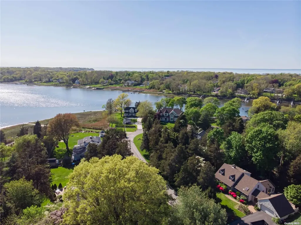 9 Cedar Lane Setauket NY 11733