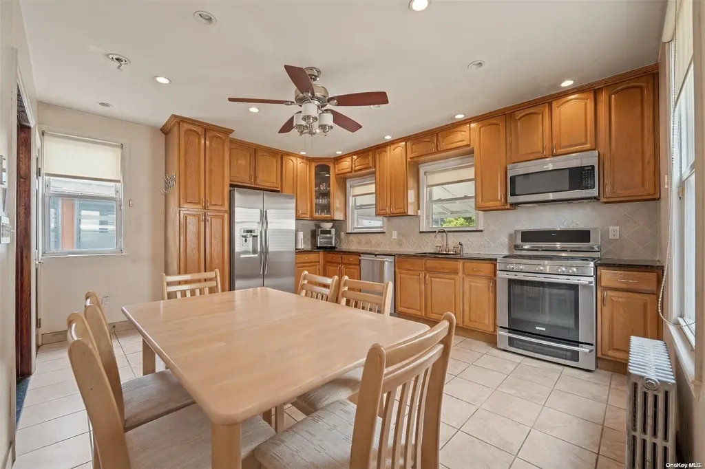4404 Flatlands Avenue Brooklyn NY 11234