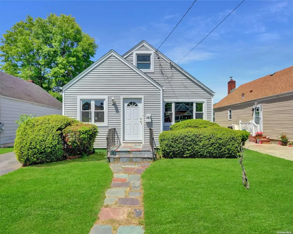167 Mason Street Hempstead NY 11550