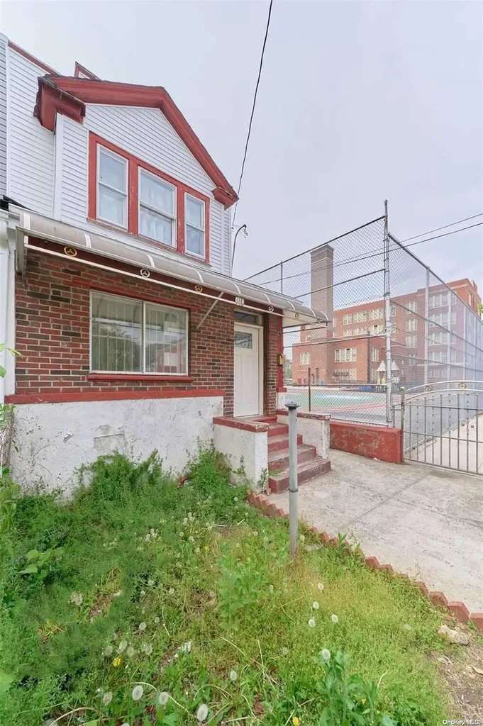 380 E 48th Street Brooklyn NY 11203