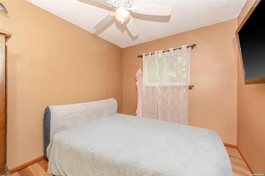 815 Americus Avenue East Patchogue NY 11772