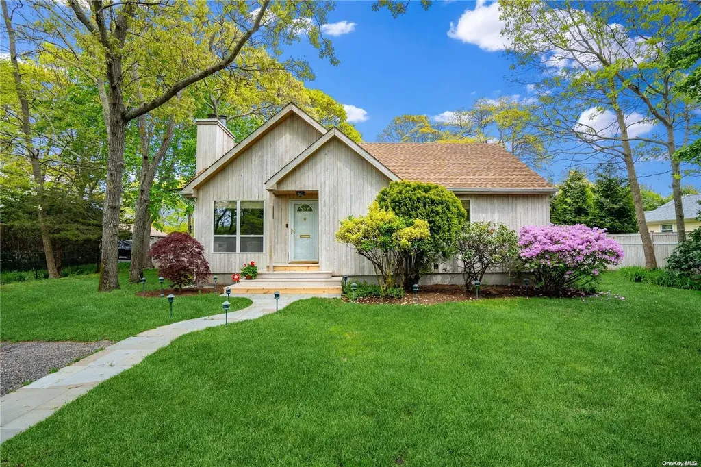 162 Wakeman Road Hampton Bays NY 11946