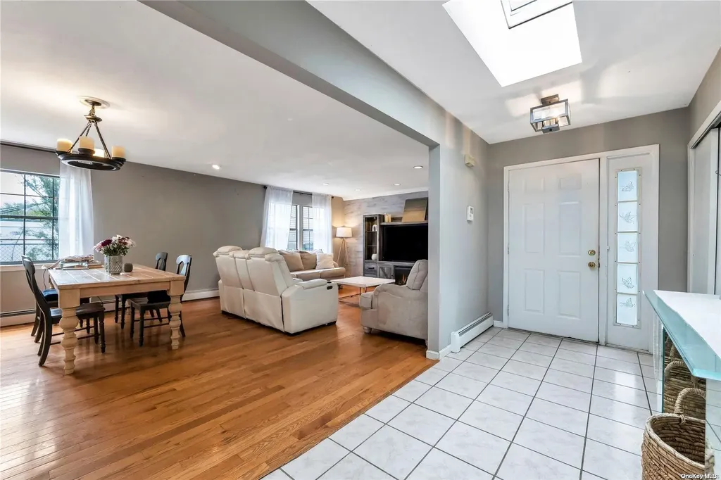 7 Blueberry Lane East Patchogue NY 11772