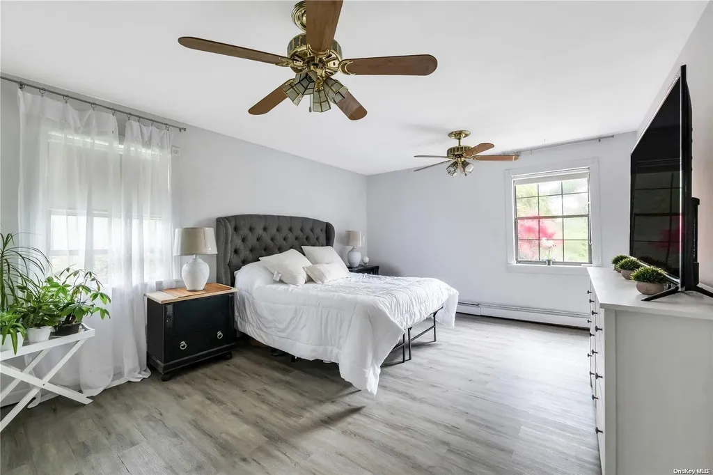 7 Blueberry Lane East Patchogue NY 11772