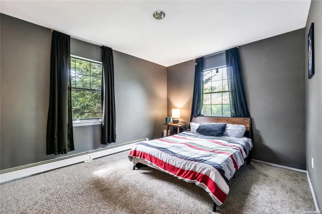 7 Blueberry Lane East Patchogue NY 11772