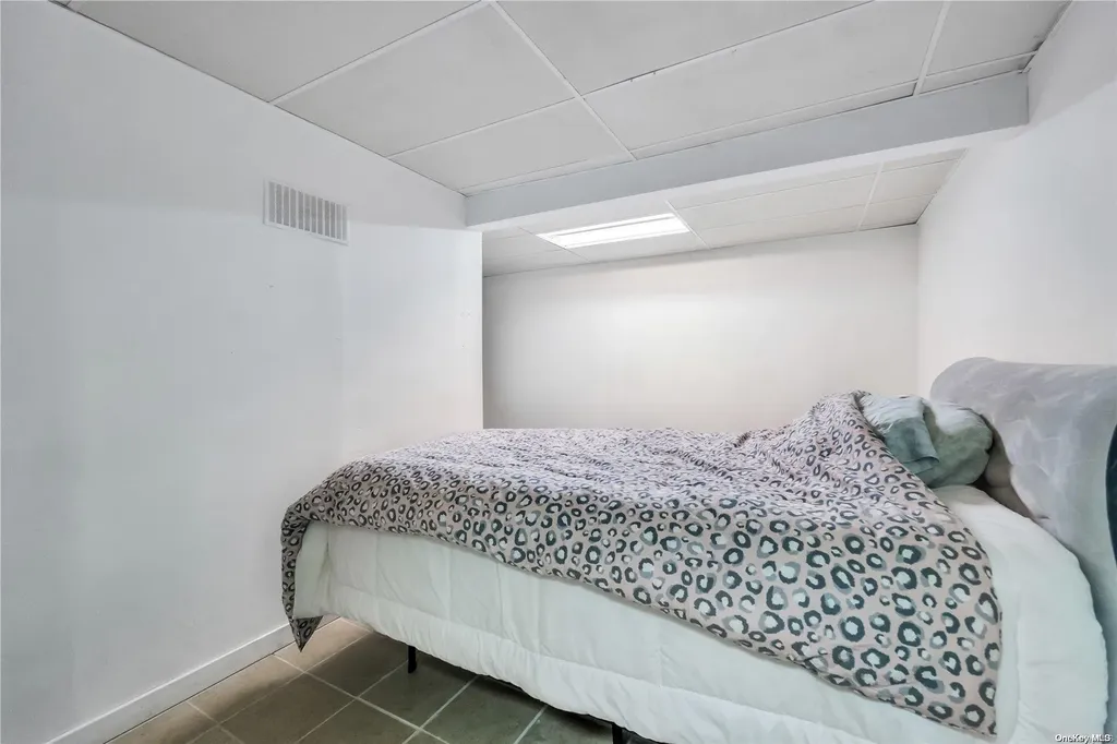 7 Blueberry Lane East Patchogue NY 11772