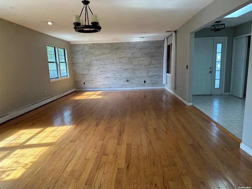 7 Blueberry Lane East Patchogue NY 11772