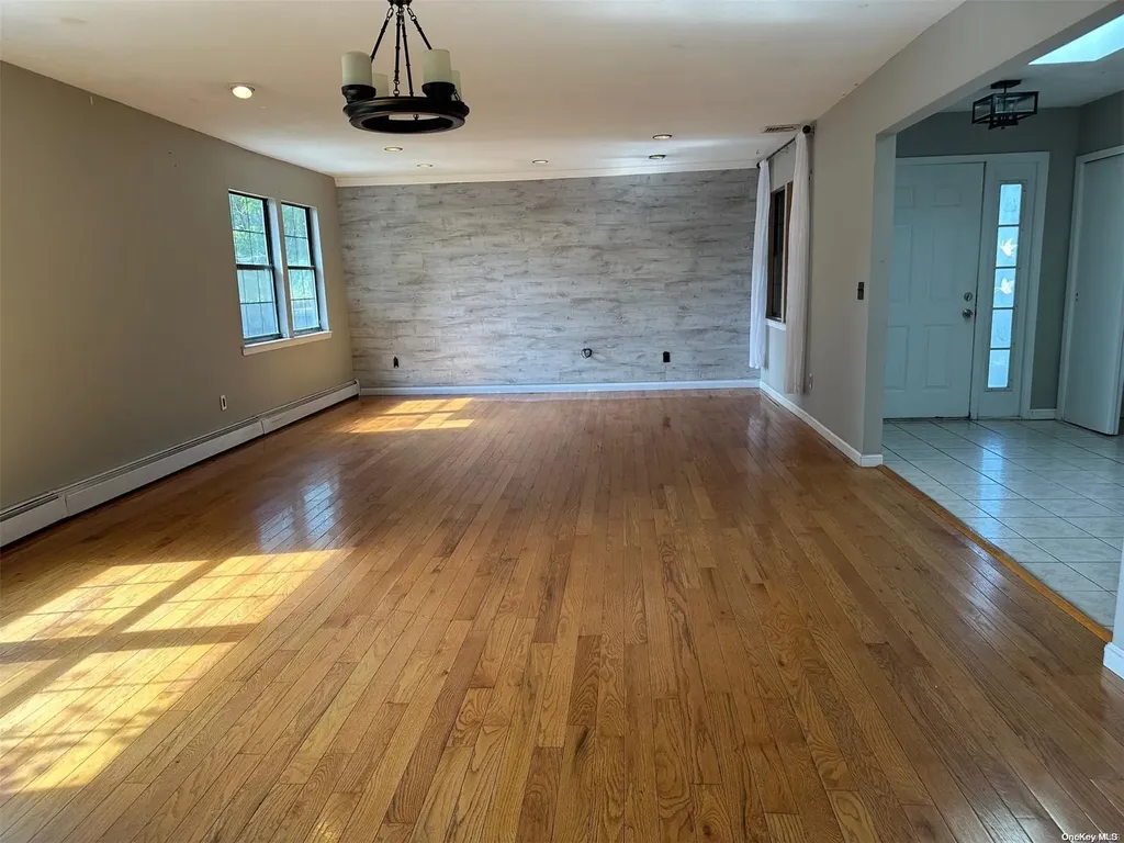 7 Blueberry Lane East Patchogue NY 11772
