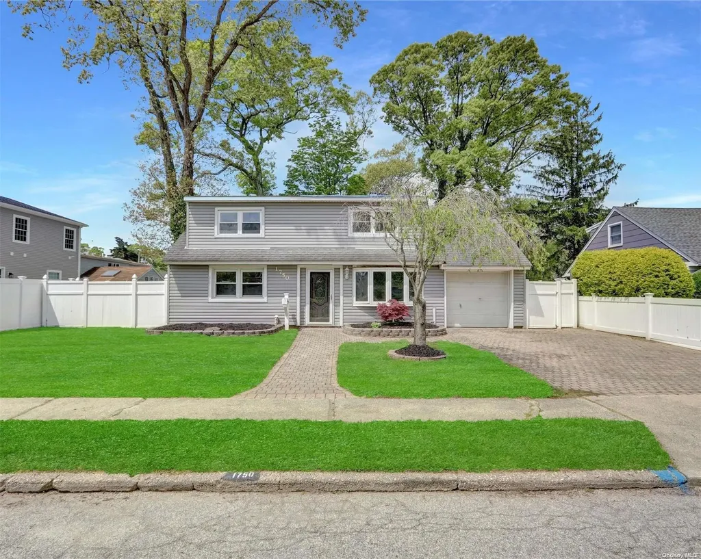 1750 Lehigh Road Wantagh NY 11793
