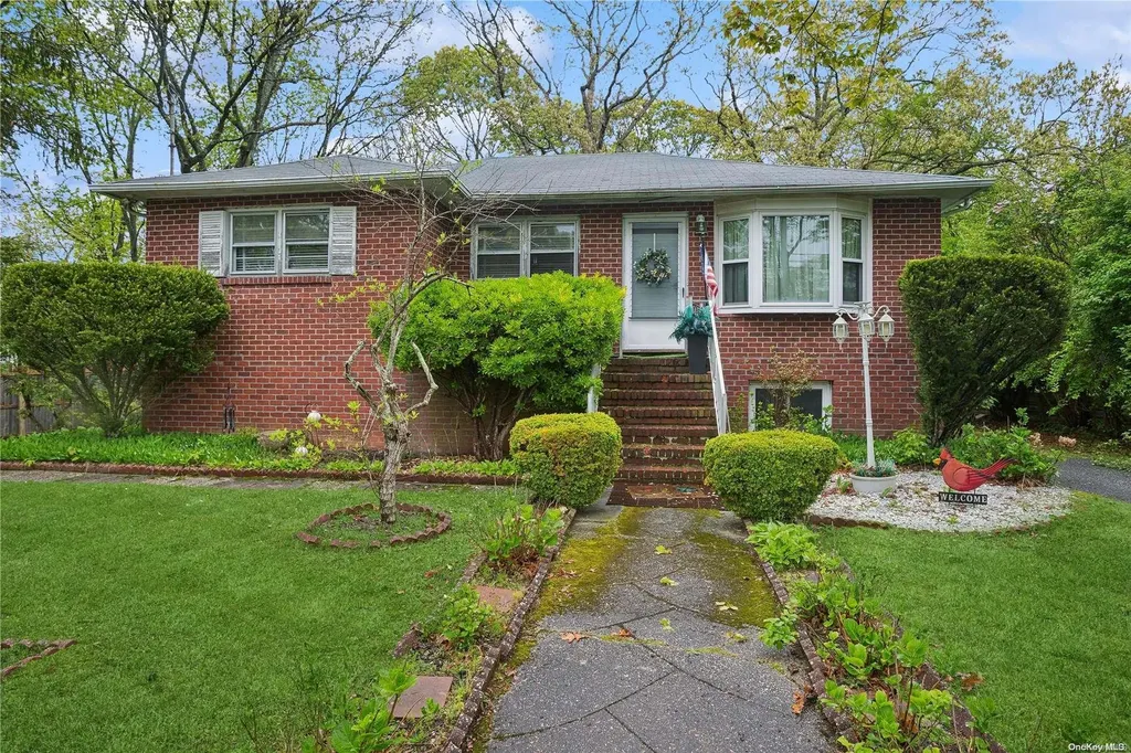 45 Edwards Road Mastic Beach NY 11951
