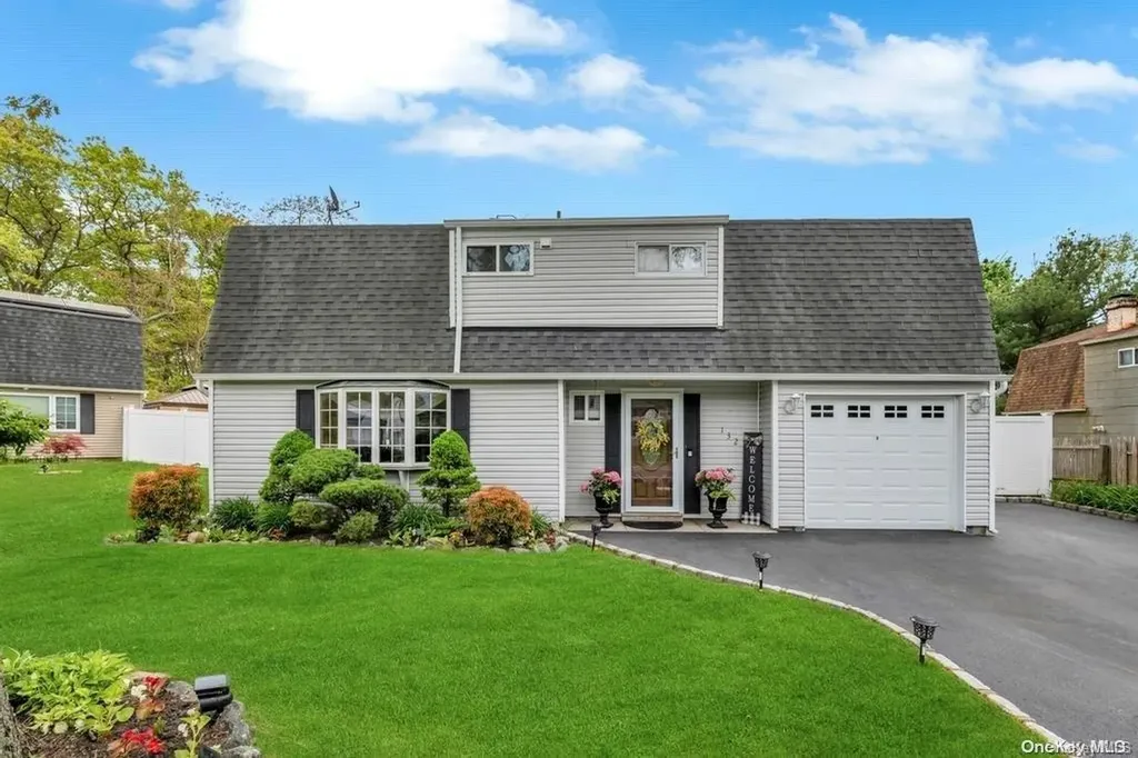 132 Mooney Pond Road Selden NY 11784