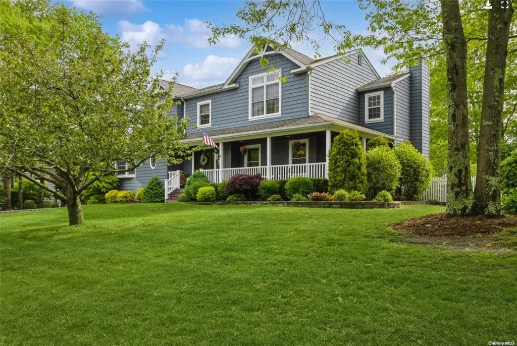 5 Fairfield Manor Drive Manorville NY 11949