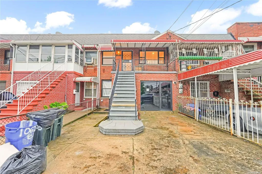 1062 E 105th Street Brooklyn NY 11236