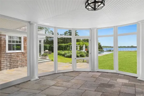 2 Delafield Street Westhampton Beach NY 11978